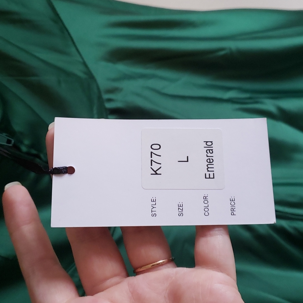 Unique Vintage Emerald Halter Dress, size Large - Picture 4 of 6